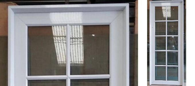 Puerta de Aluminio Blanco - Pesada - Con Vidrio 
						repartido