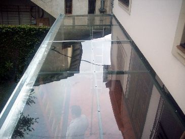Acceso a jardín